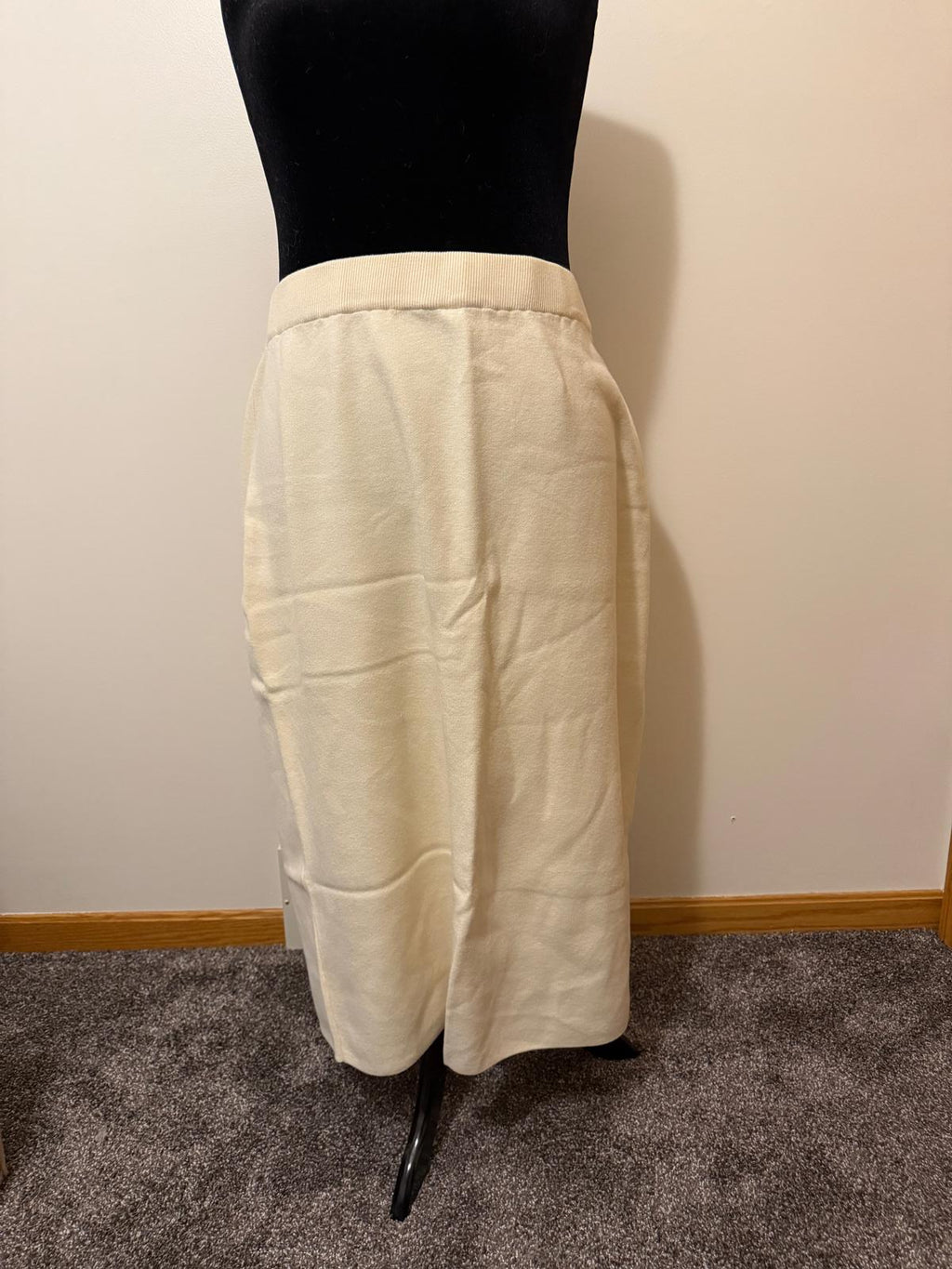 Cream Midi Skirt with Back Slit 4X