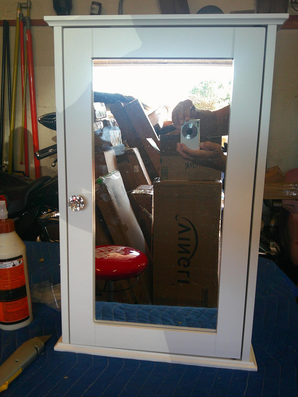 Bathroom Wall Mount Mirrored Medicine Cabinet with Single Door and 2 Adj Shelves White