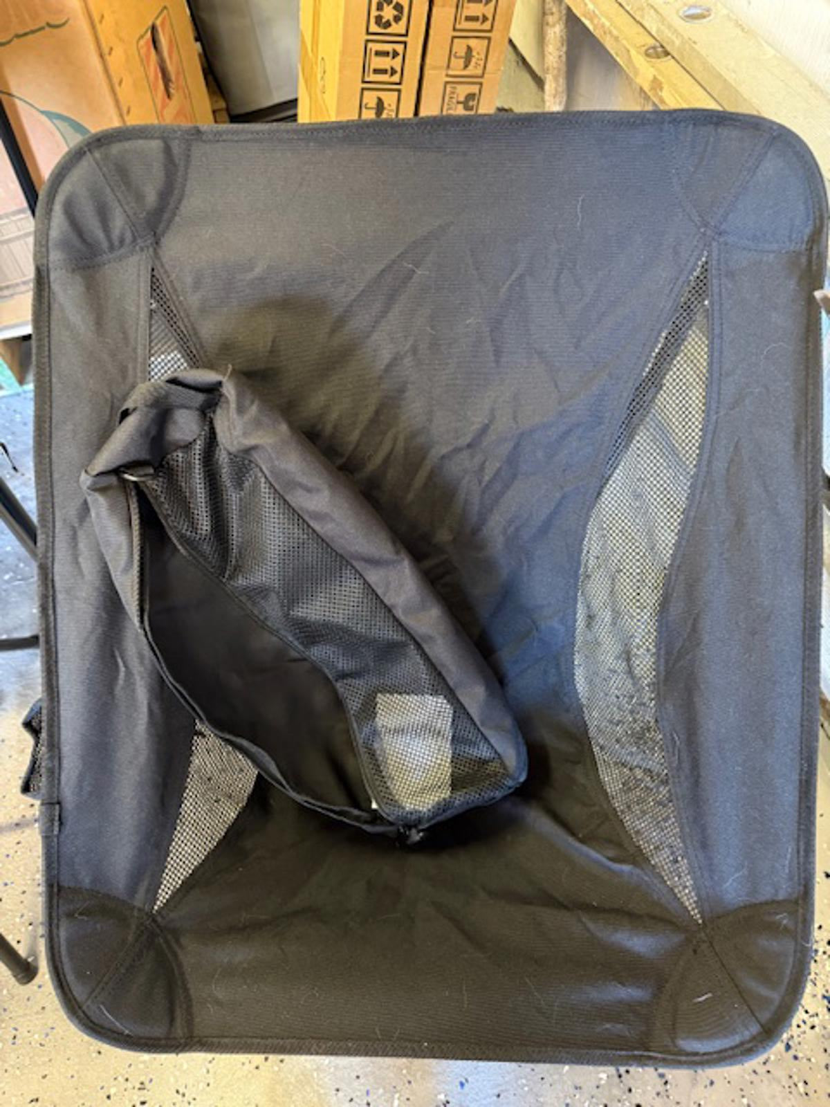 Black Mesh Patio Chair with Swivel Base - Portable, Lightweight