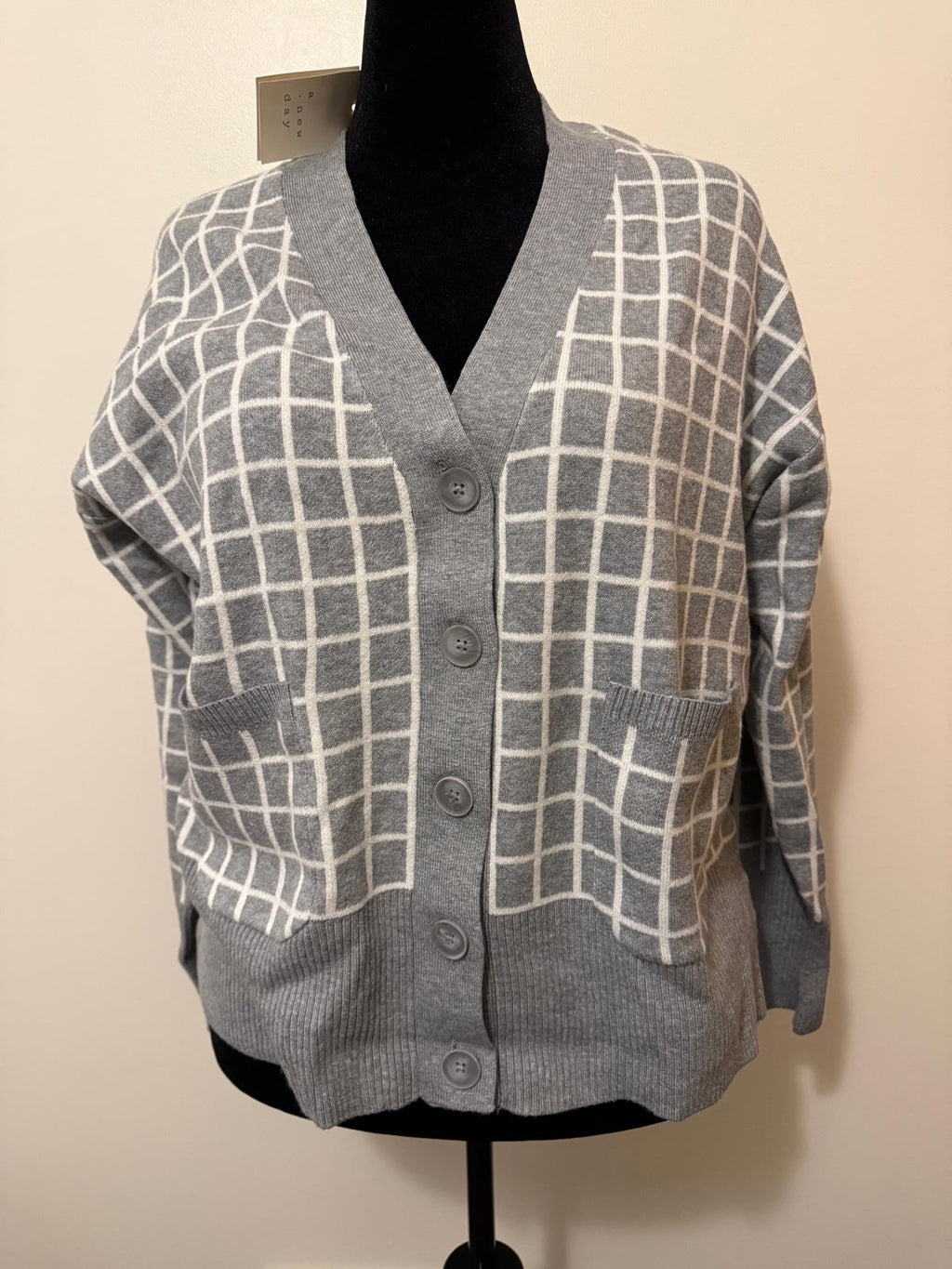 Gray and White Grid Pattern Women's Cardigan Sweater XXL