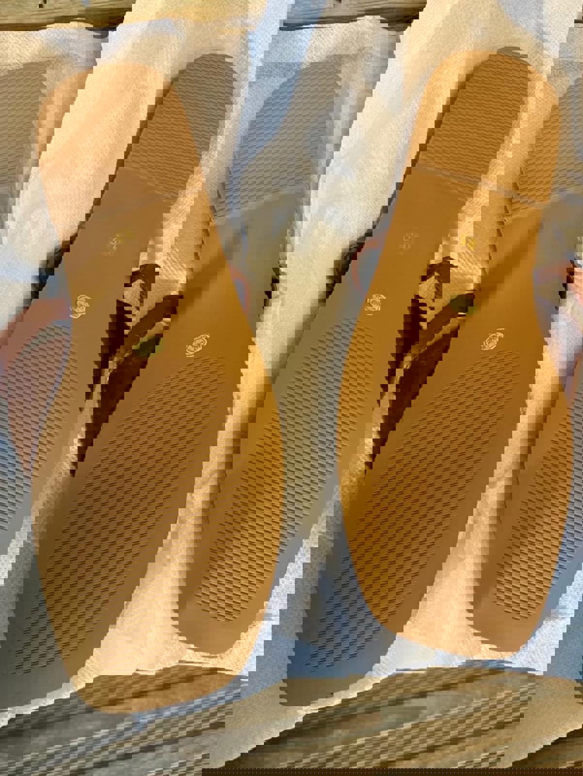 Flip Flop Sandals, Flat, Leather with Metal Decoration, 9.5